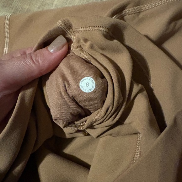 lululemon leggings - Picture 3 of 3